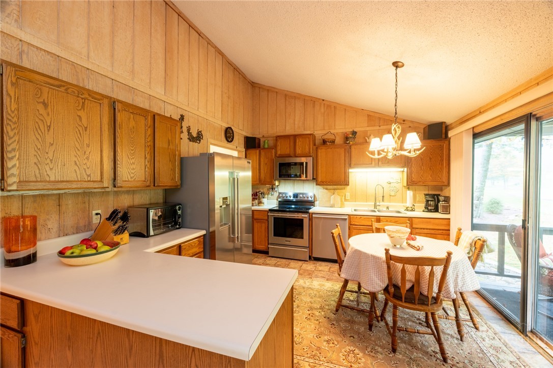 107 Grassy Gap Loop Road Property Photo 9