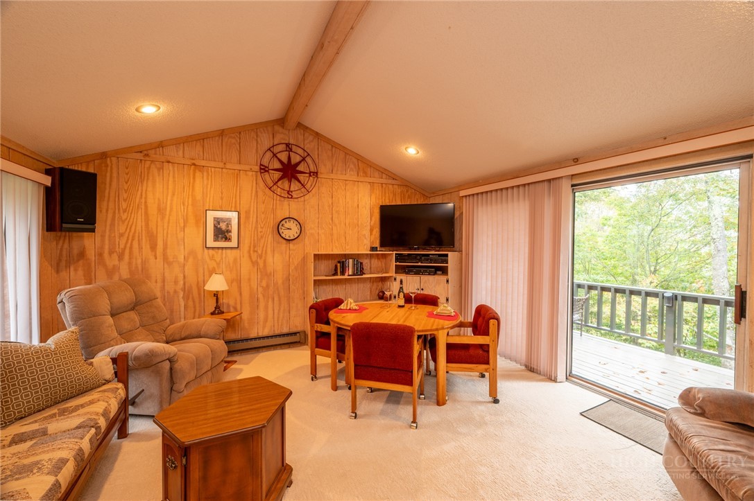107 Grassy Gap Loop Road Property Photo 16