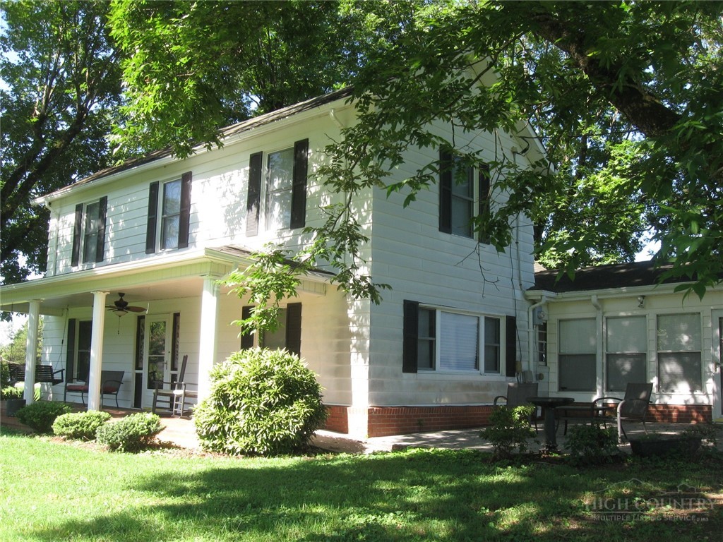 3850 Hartland Road Property Photo 1