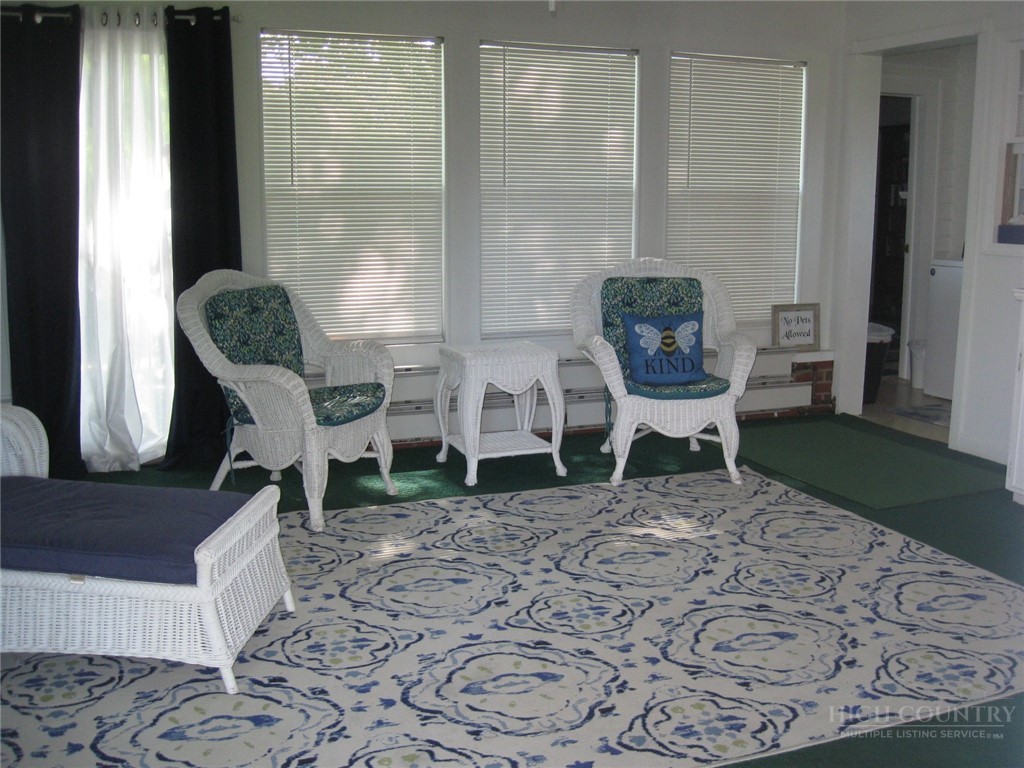 3850 Hartland Road Property Photo 10