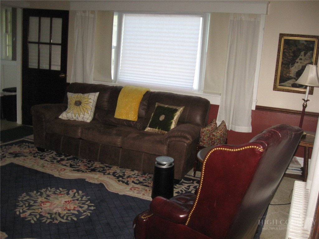 3850 Hartland Road Property Photo 16