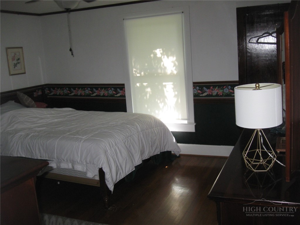 3850 Hartland Road Property Photo 19