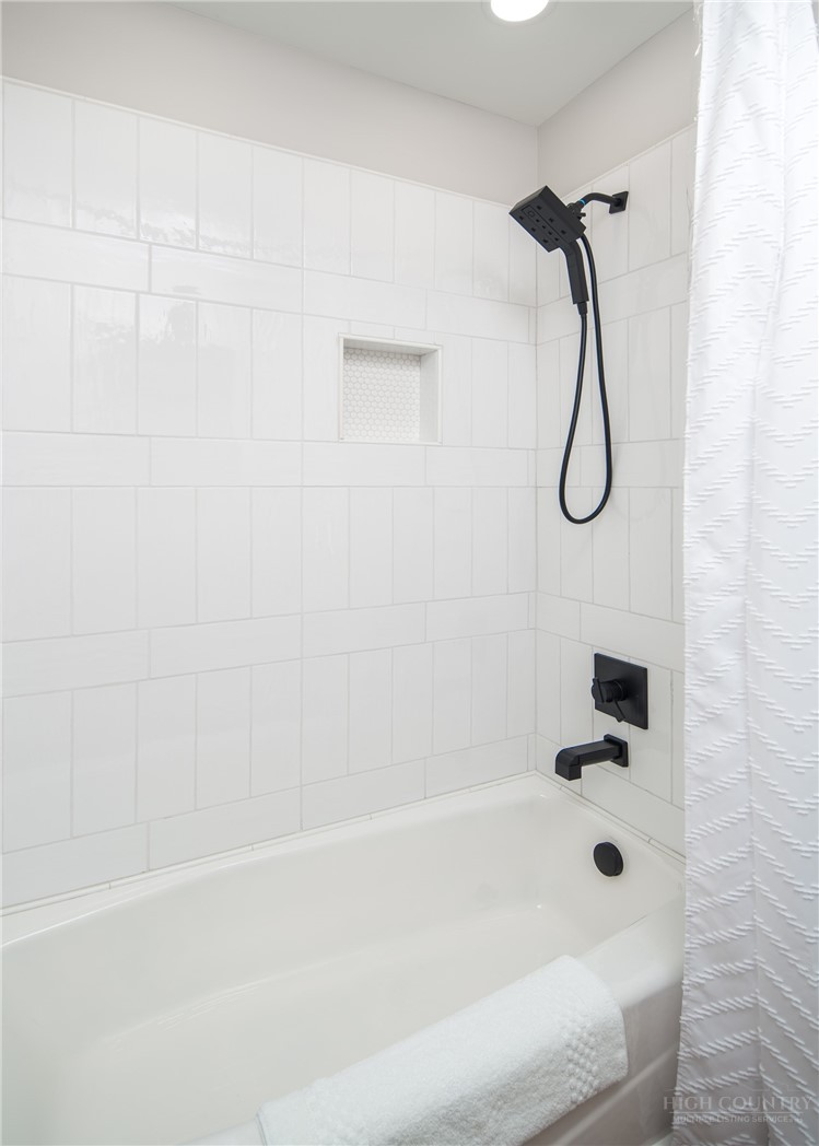 159 Silverbell Trail Property Photo 31