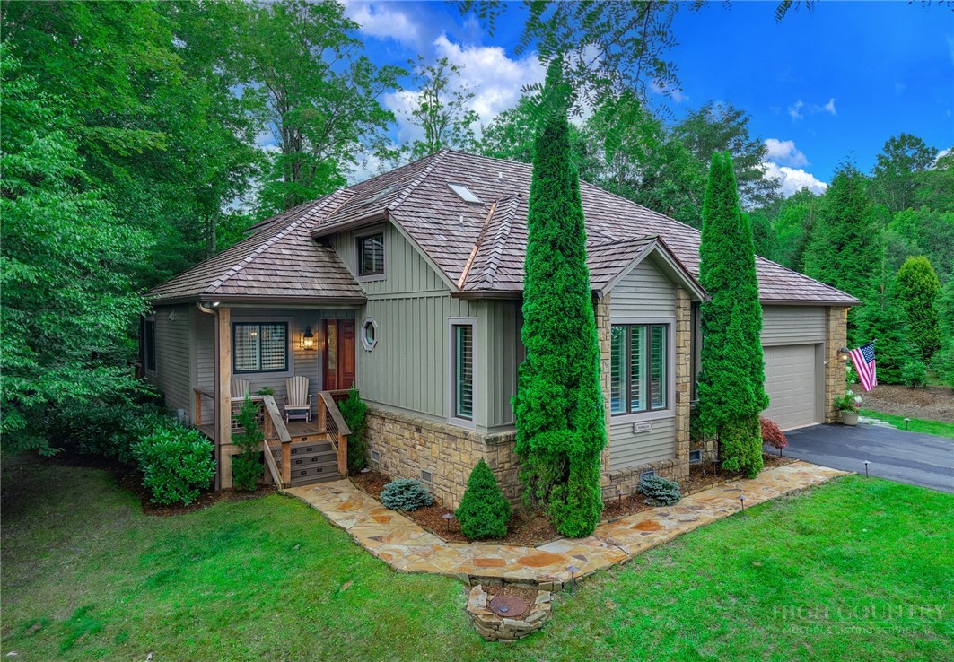 62 Crestview Lane Property Photo 1