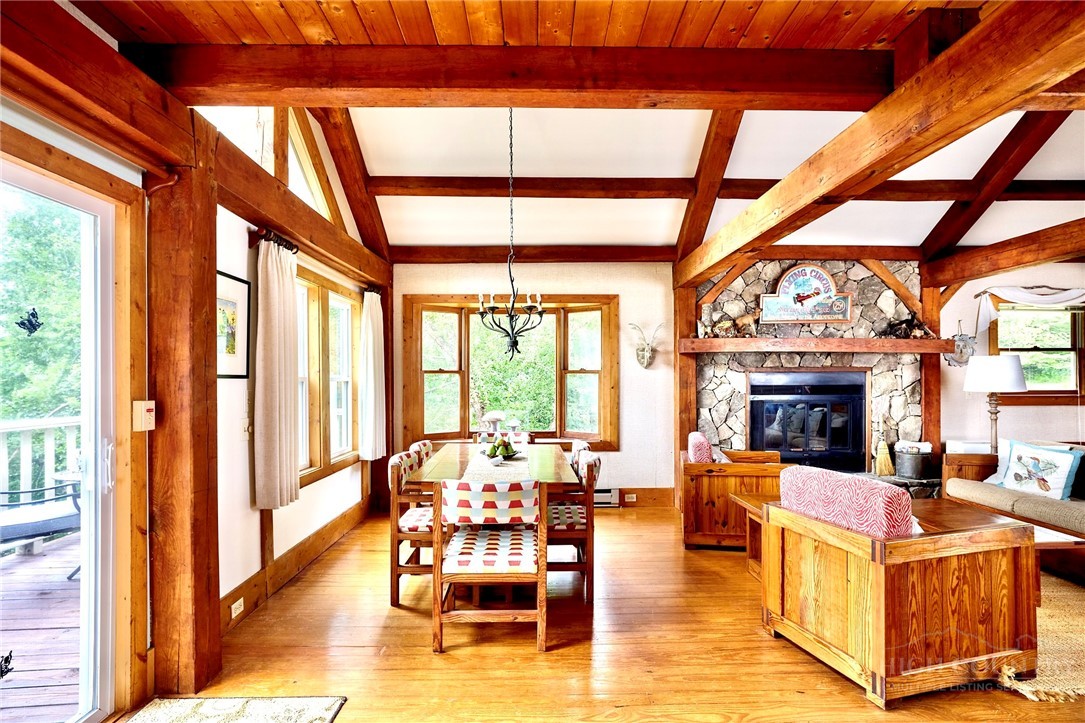 1004 Wagon Road Property Photo 9