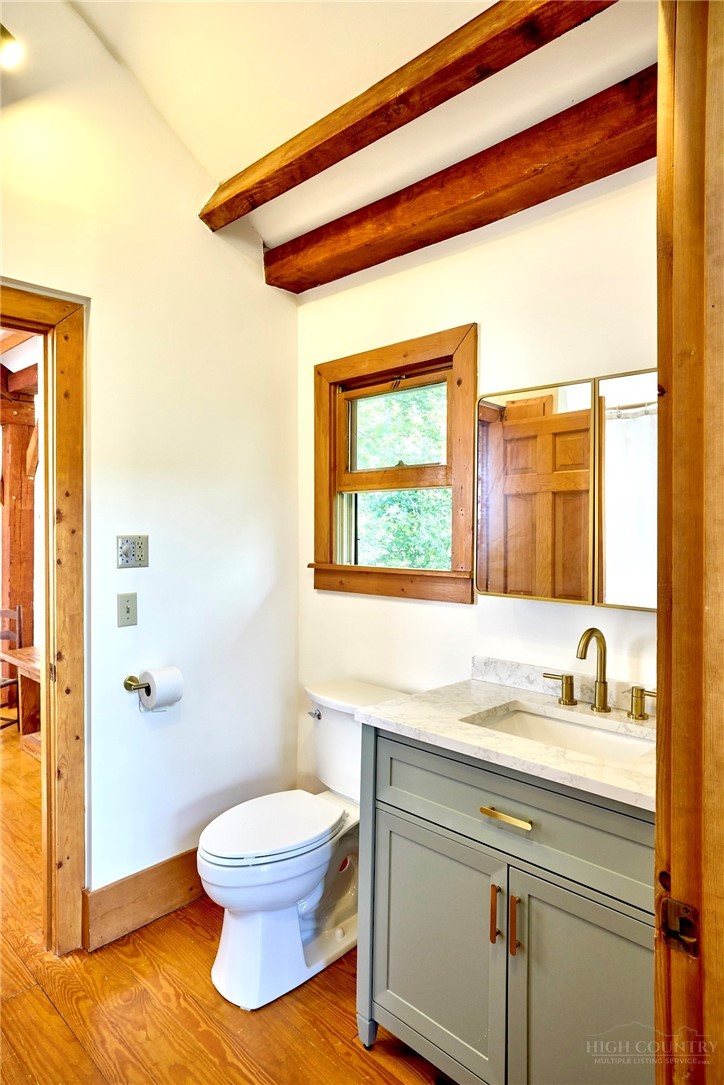 1004 Wagon Road Property Photo 23