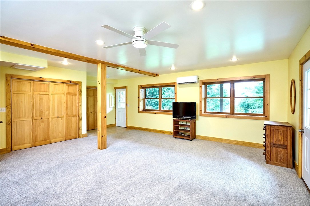 1004 Wagon Road Property Photo 26