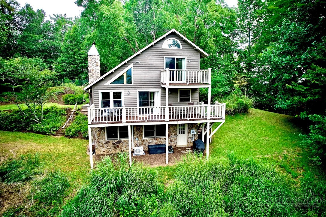 1004 Wagon Road Property Photo 34