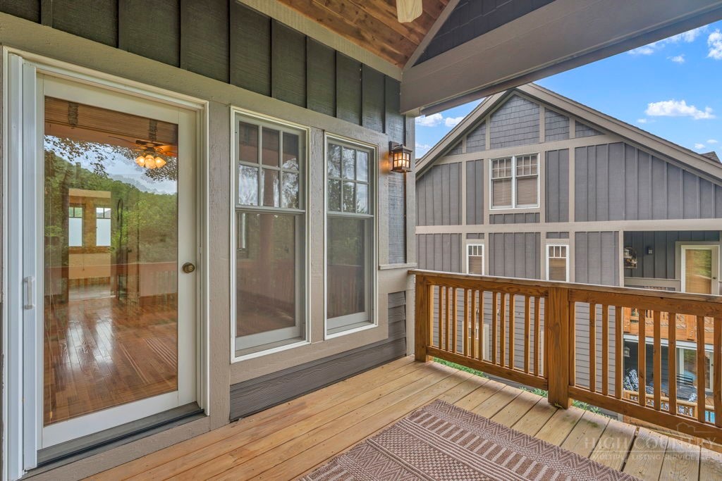 565 Peaceful Haven Drive M-3 Property Photo 28