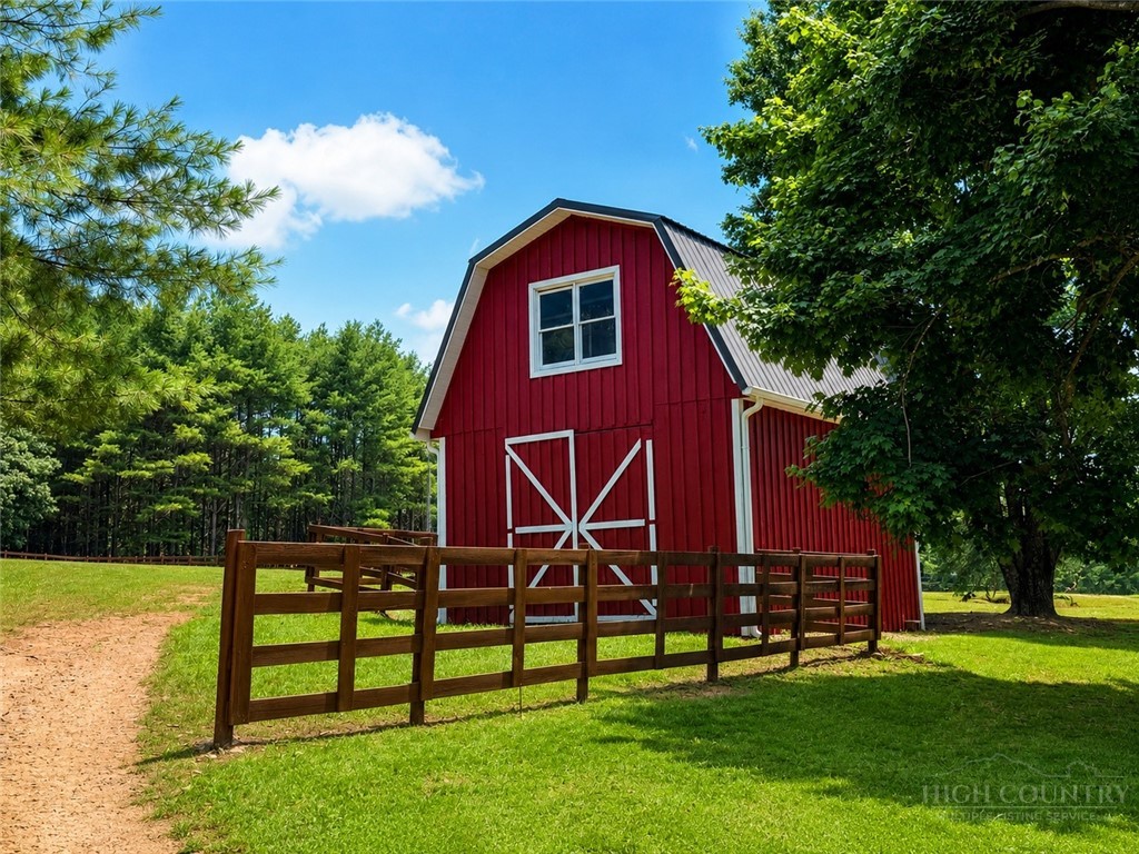 10801 Glade Valley Road Road Property Photo 13