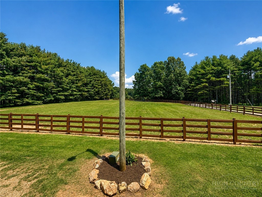 10801 Glade Valley Road Road Property Photo 15