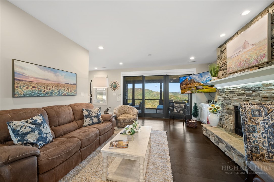 158 Elderberry Circle Property Photo 10