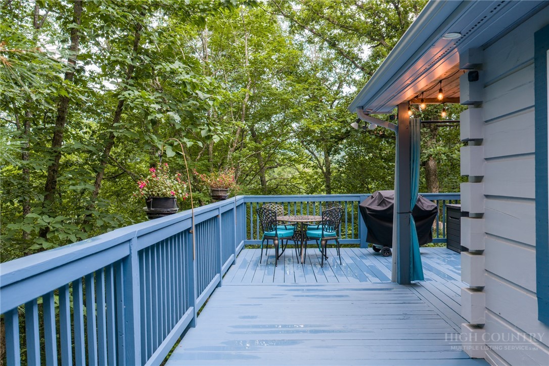 263 Jeb Hull Ridge Road Property Photo 6