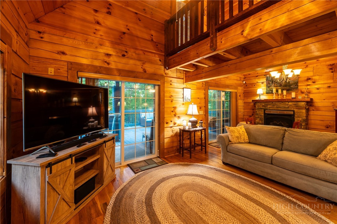 263 Jeb Hull Ridge Road Property Photo 8