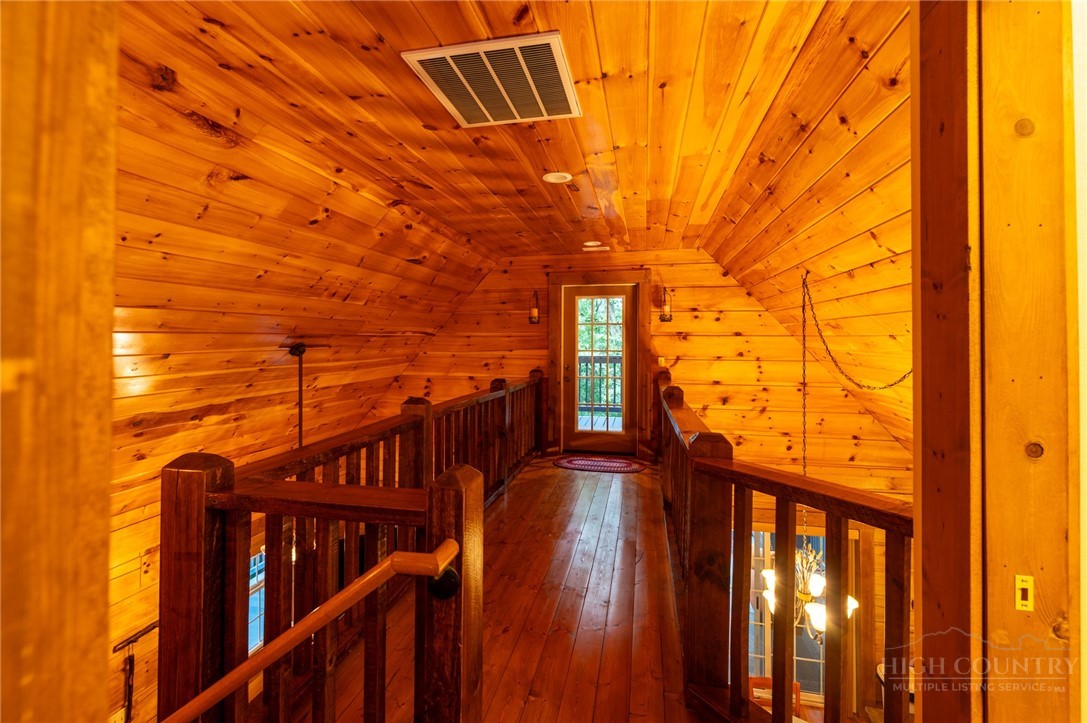 263 Jeb Hull Ridge Road Property Photo 18