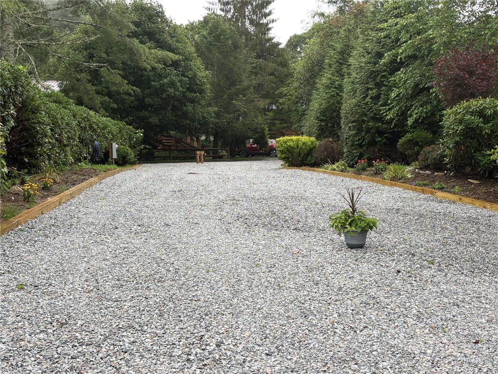 148 Golden Rod Loop Property Photo 5