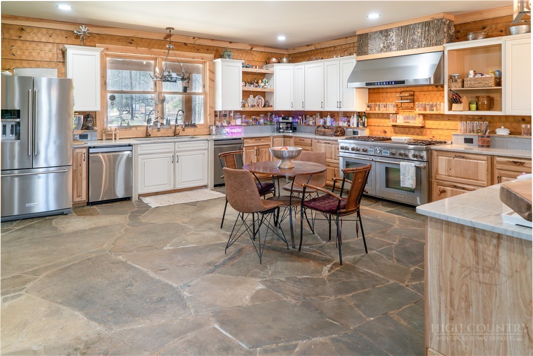 4885 Grandin Road Property Photo 13