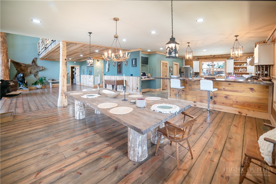 4885 Grandin Road Property Photo 14