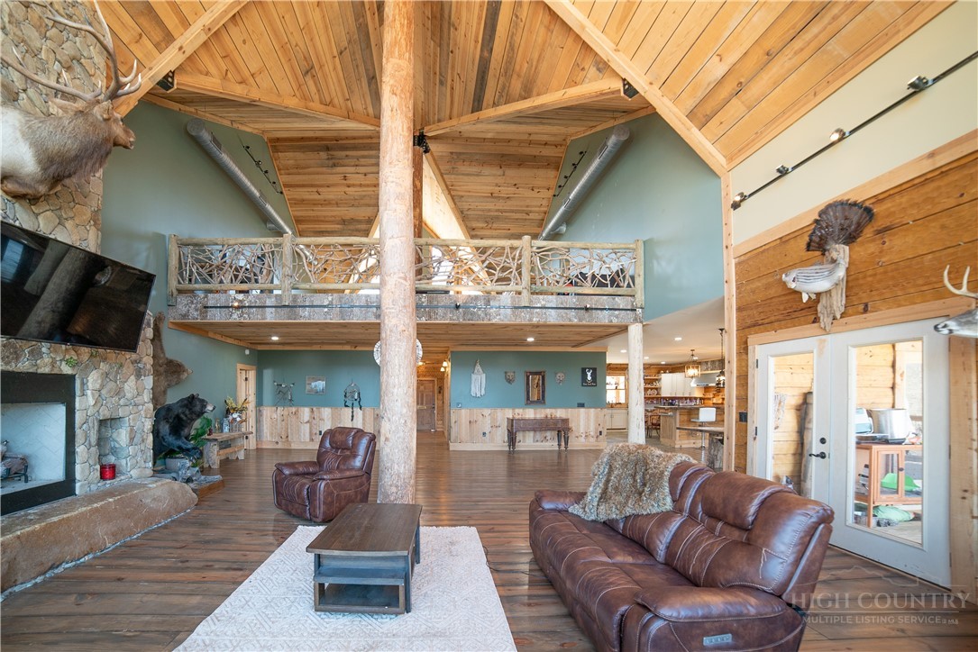 4885 Grandin Road Property Photo 16