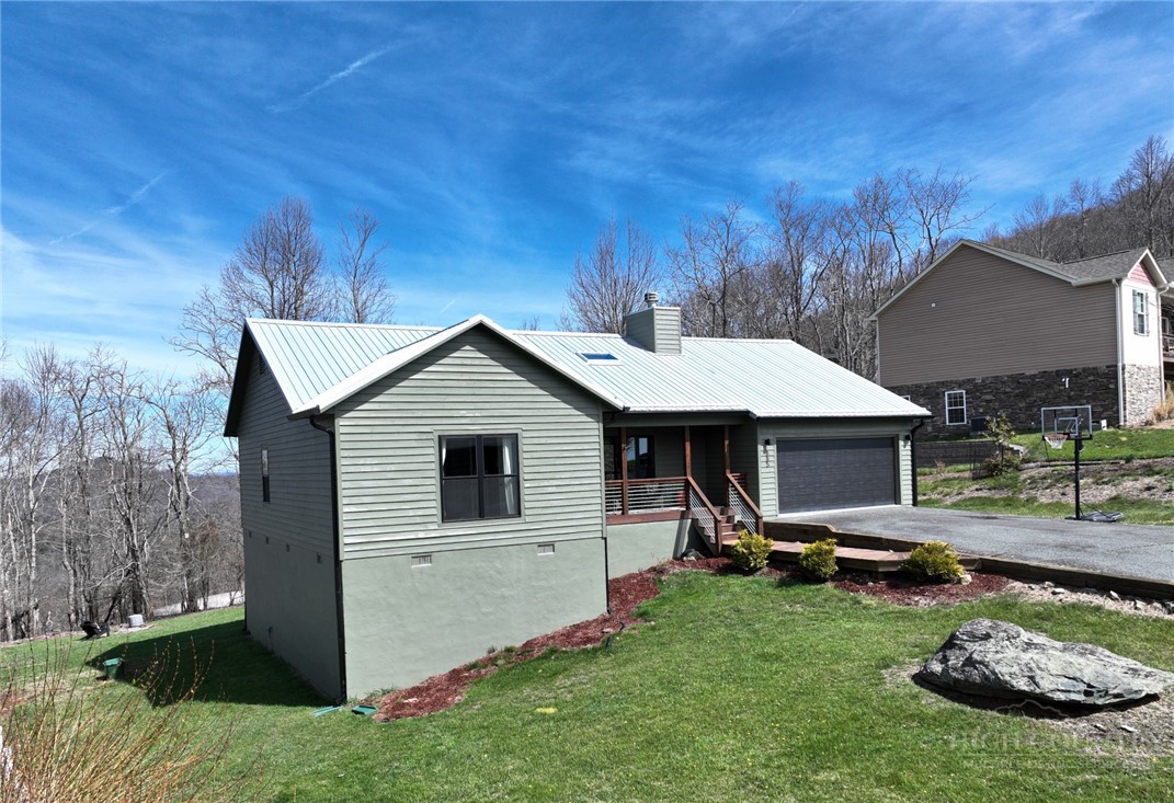 885 Alpine Drive