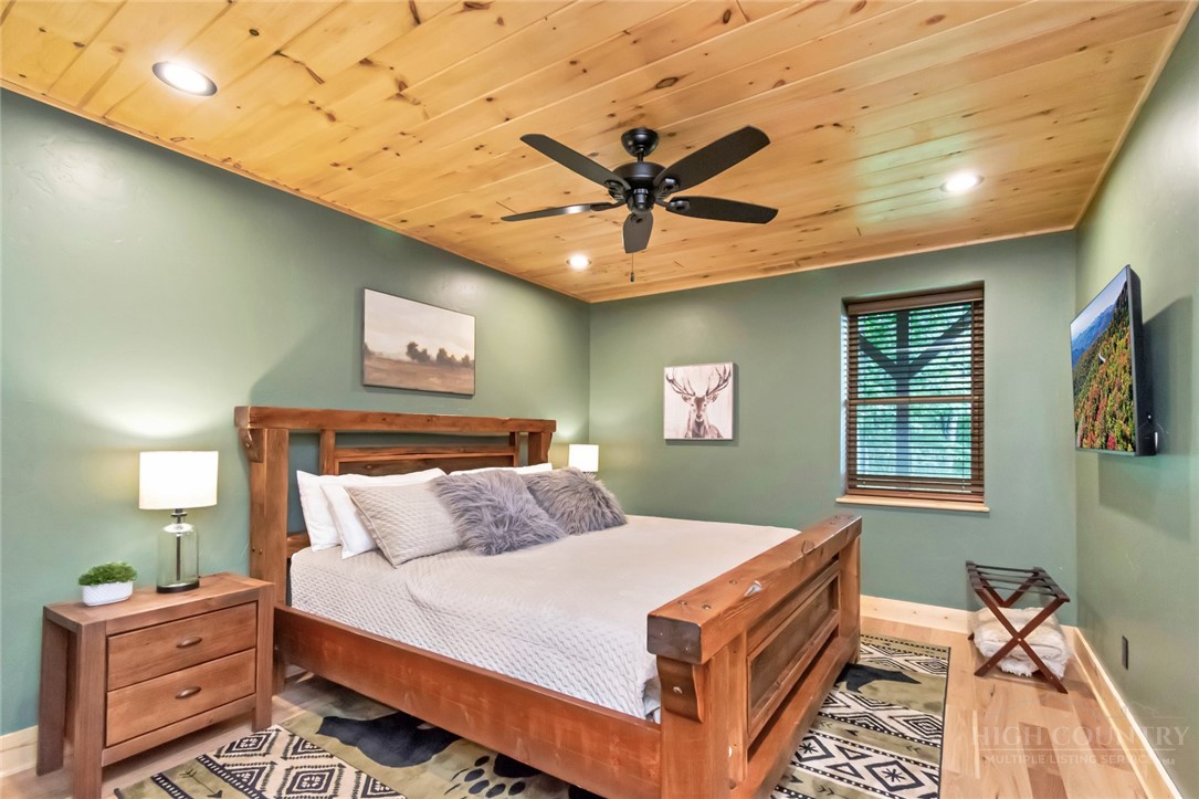 1501 Beech Mountain Parkway Property Photo 45