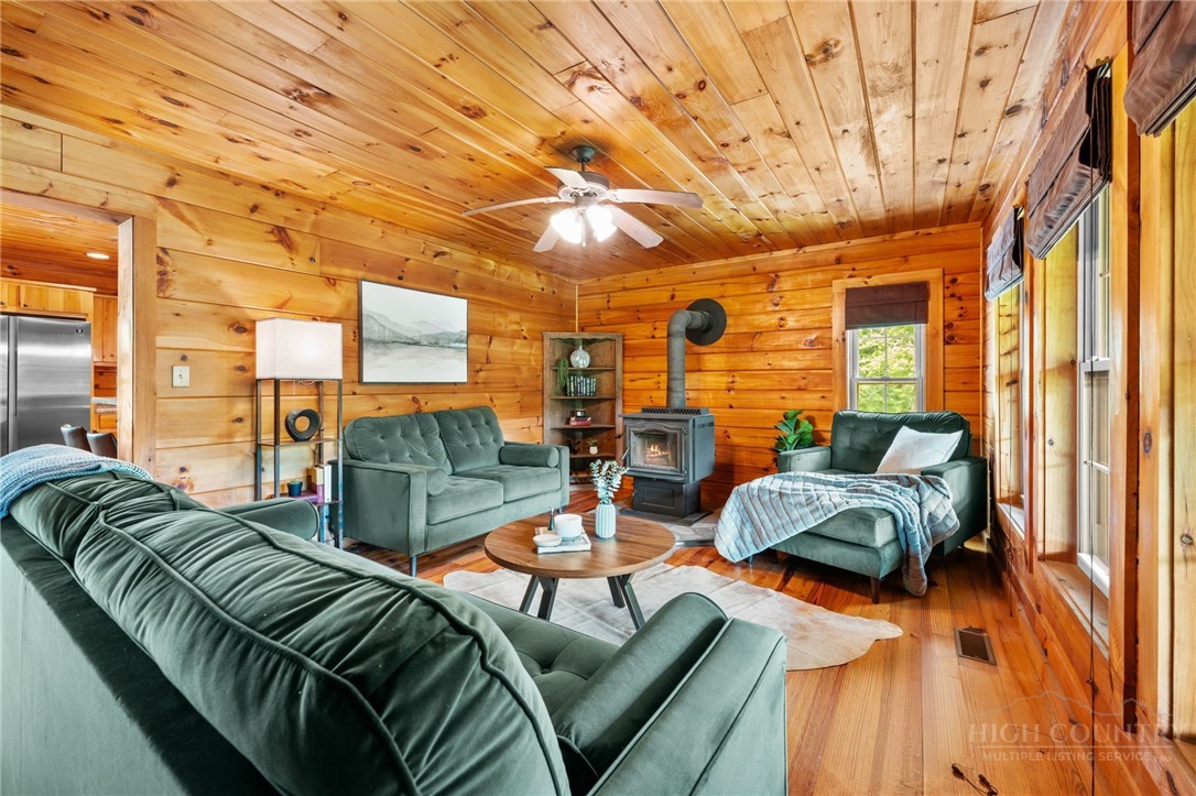 2717 Meat Camp Road Property Photo 16