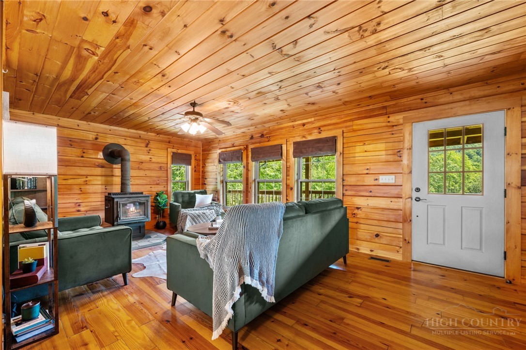 2717 Meat Camp Road Property Photo 18