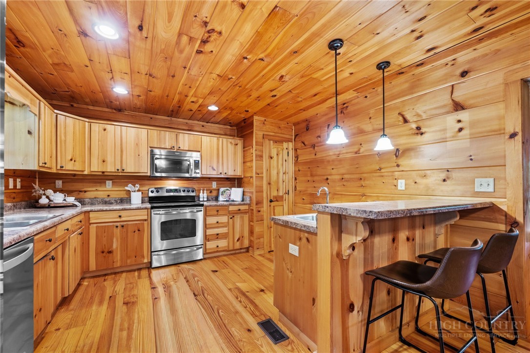 2717 Meat Camp Road Property Photo 23