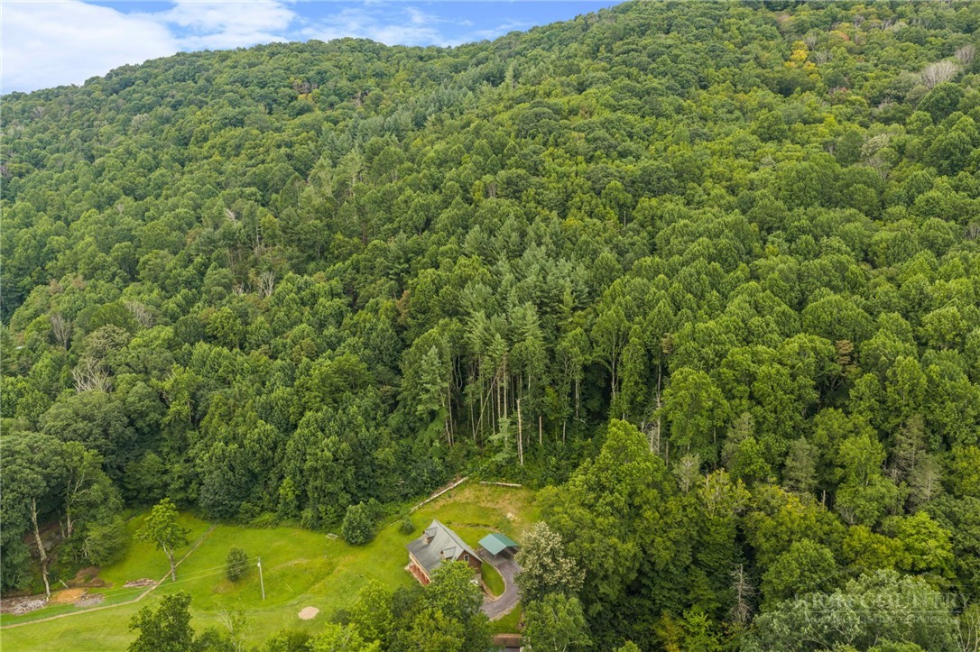 2717 Meat Camp Road Property Photo 47