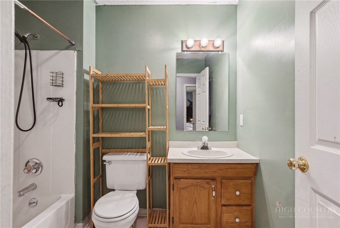 106 N Arlington Avenue Property Photo 22