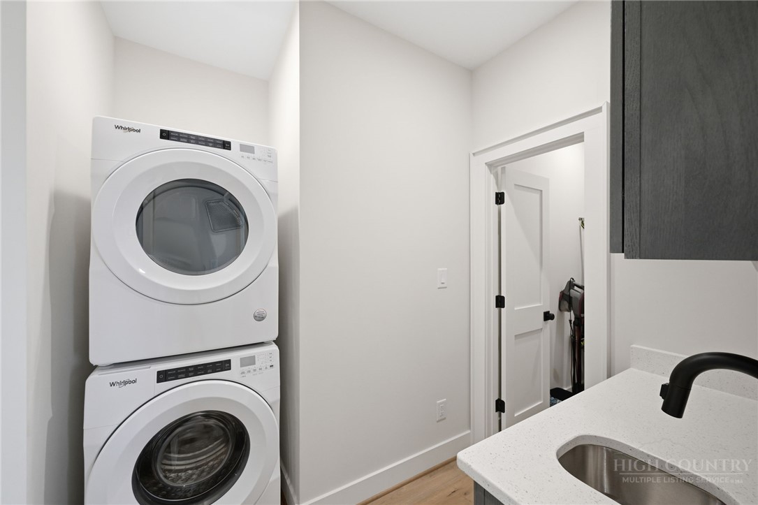 193 Marigold Road Property Photo 30