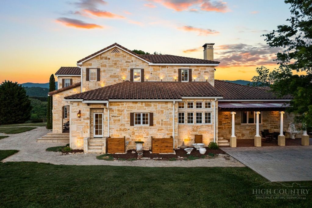 1877 Dry Hill Road Property Photo 9