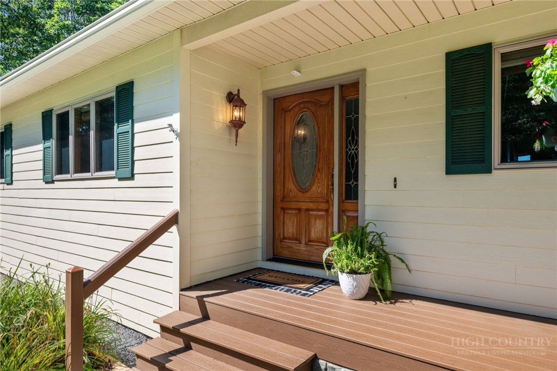 168 Heather Street Property Photo 3