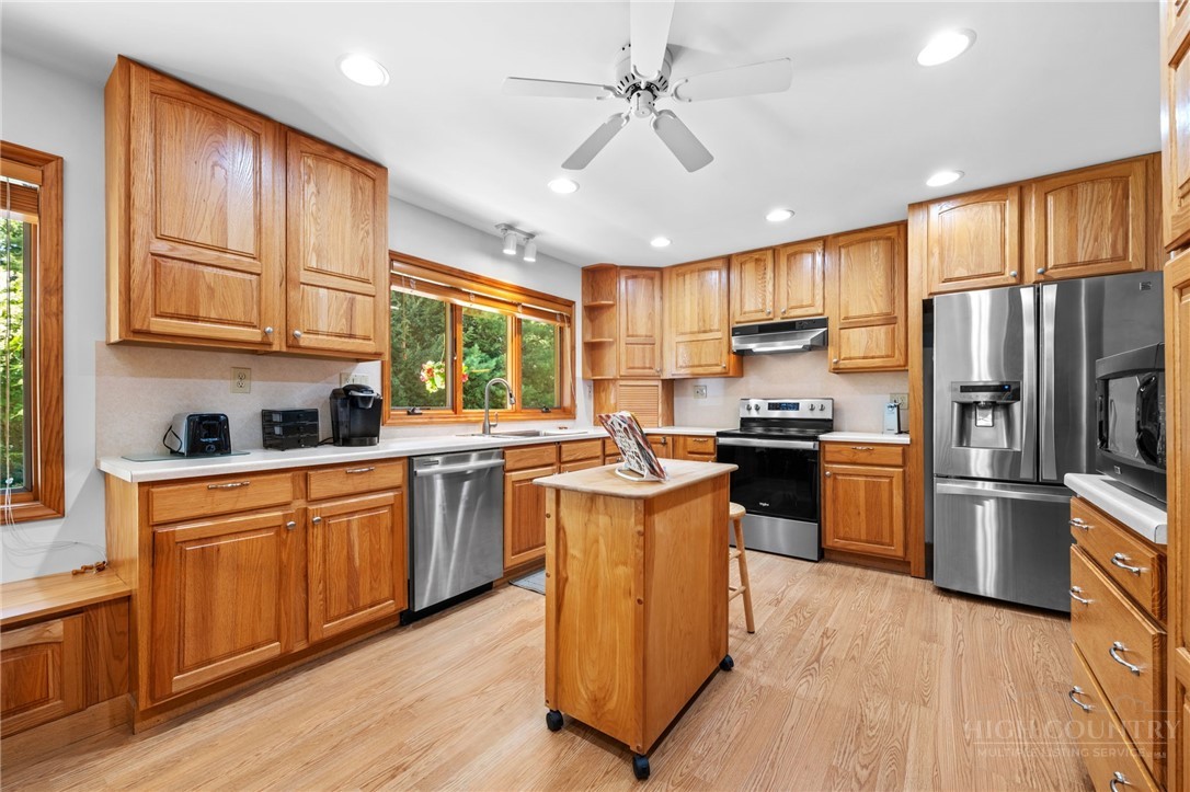 168 Heather Street Property Photo 10