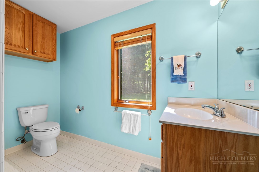 168 Heather Street Property Photo 27