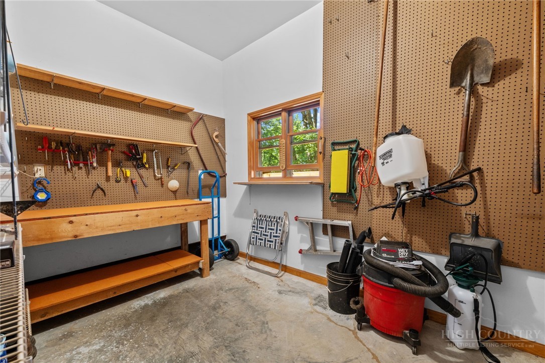 168 Heather Street Property Photo 32