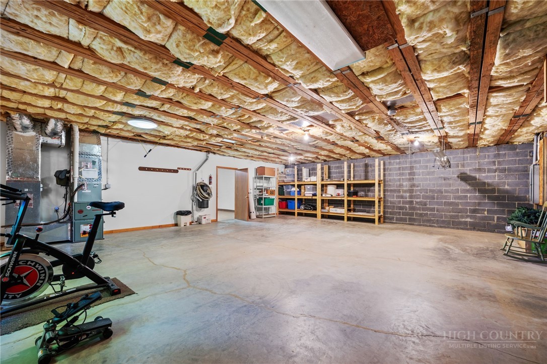 168 Heather Street Property Photo 37