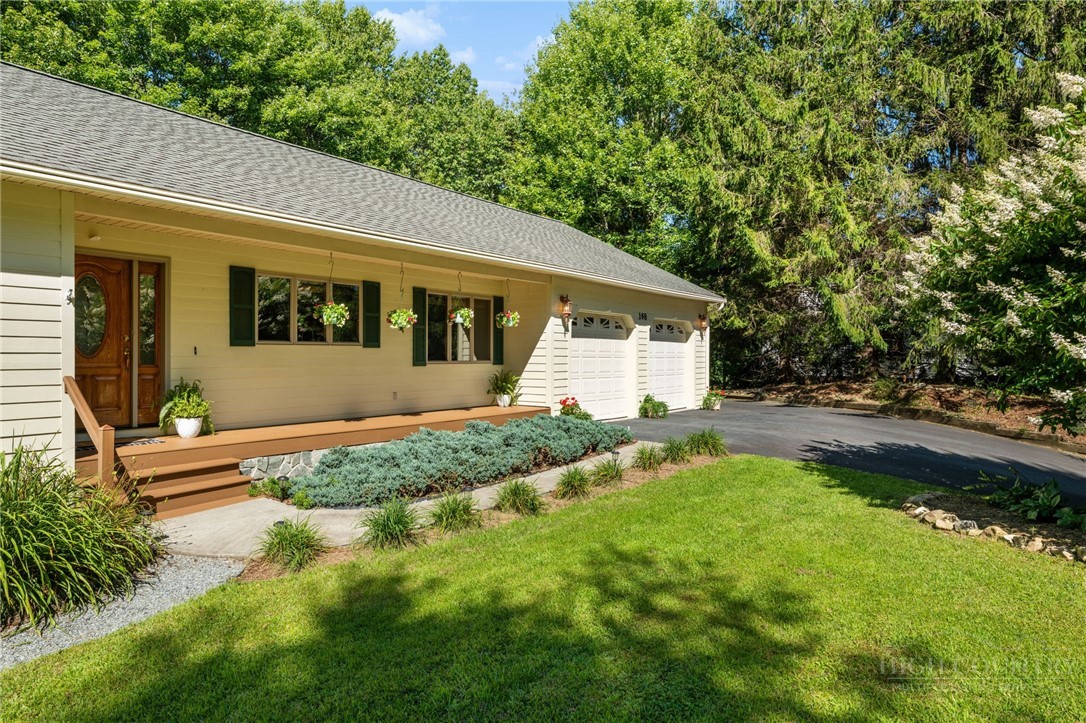 168 Heather Street Property Photo 40