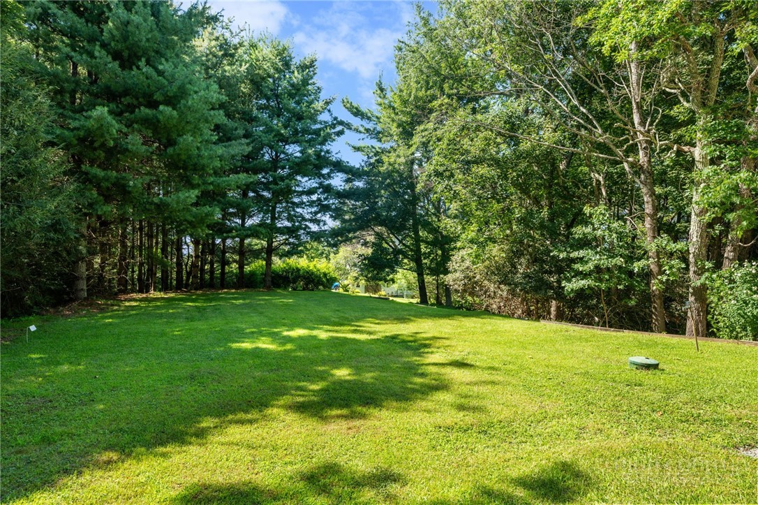 168 Heather Street Property Photo 42