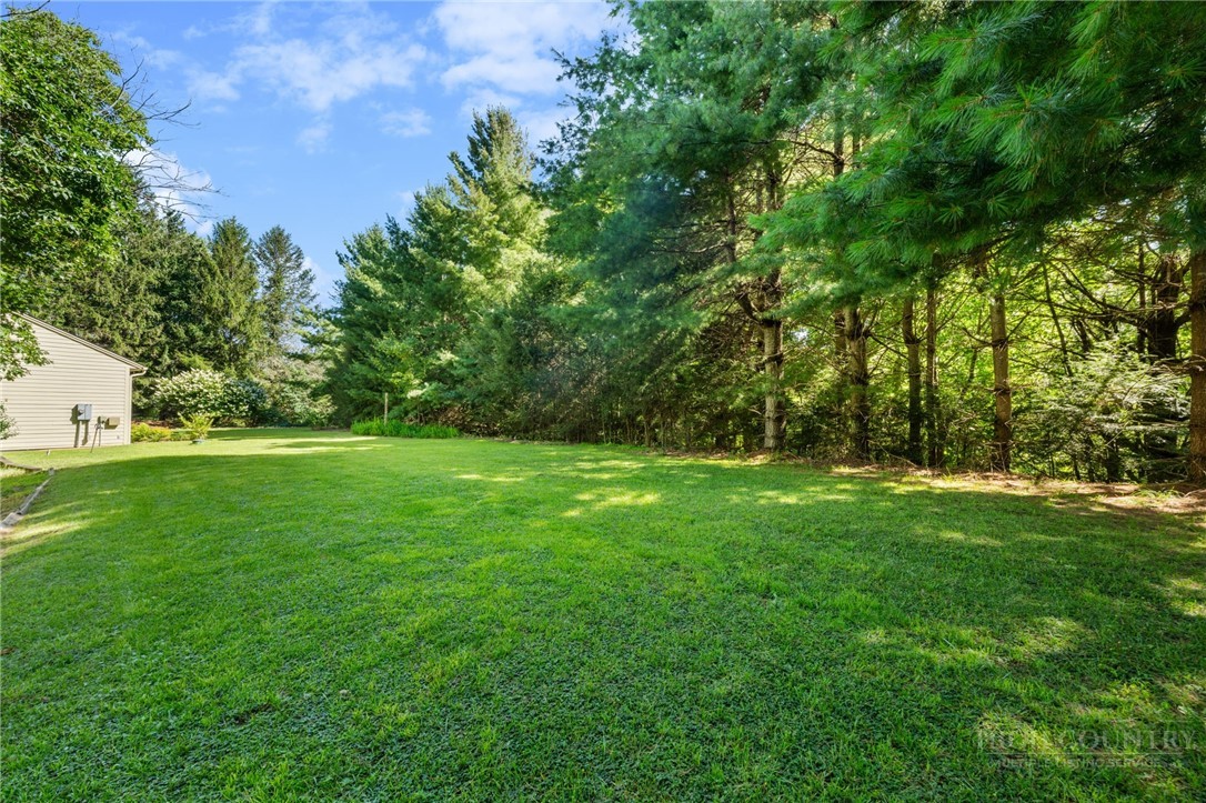 168 Heather Street Property Photo 44