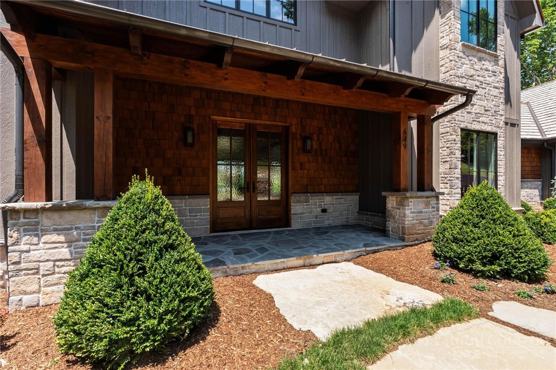 649 Firethorn Trail Property Photo 3