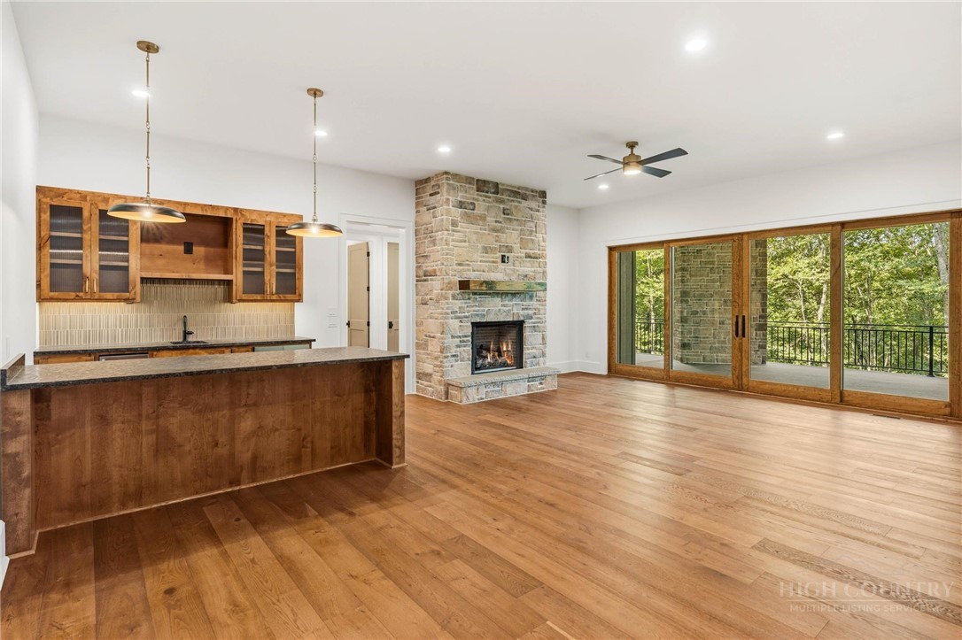 649 Firethorn Trail Property Photo 32