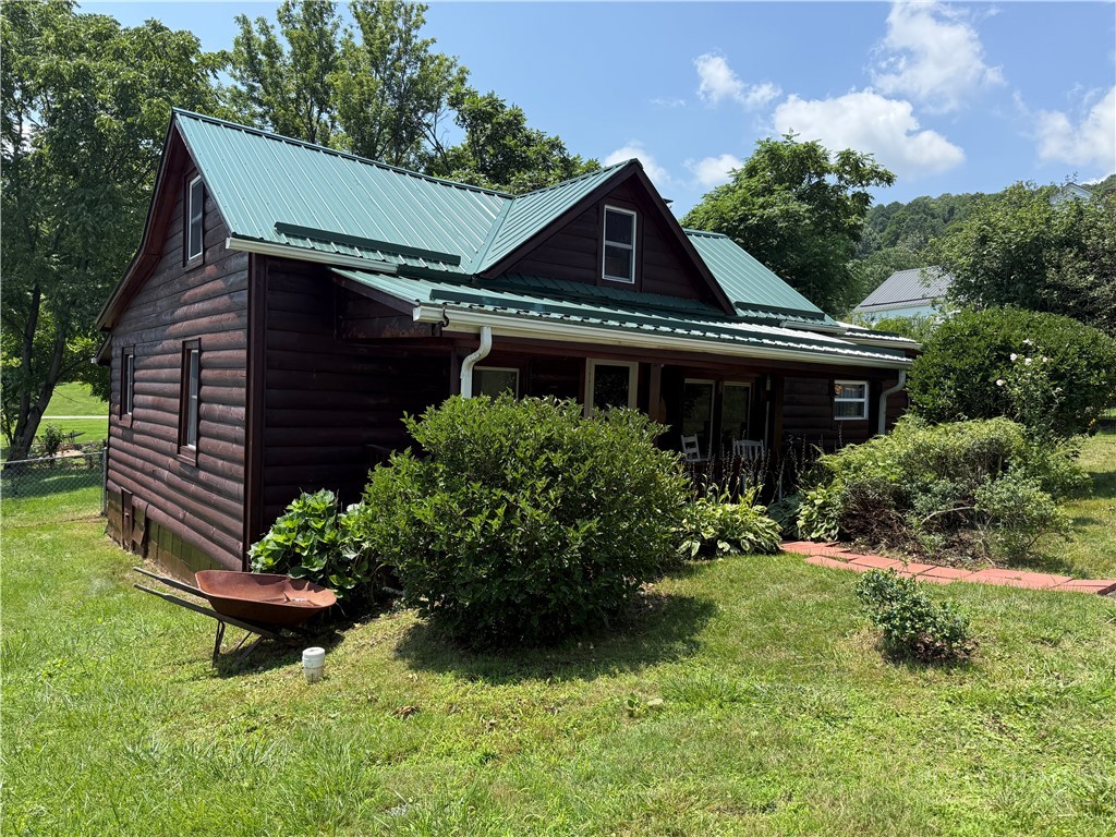511 Bare Street Property Photo 2