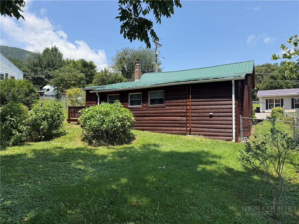 511 Bare Street Property Photo 5