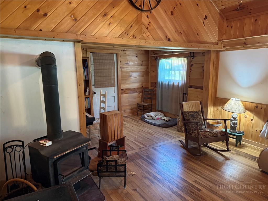 511 Bare Street Property Photo 7