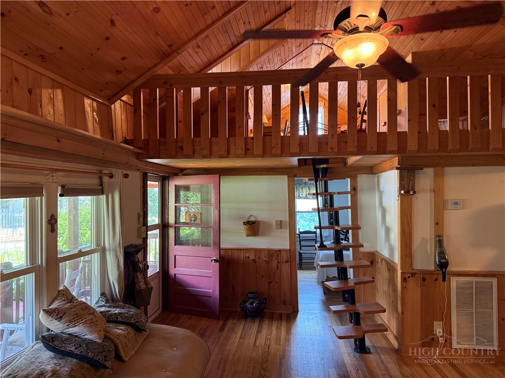 511 Bare Street Property Photo 8