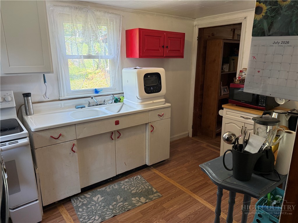 511 Bare Street Property Photo 18