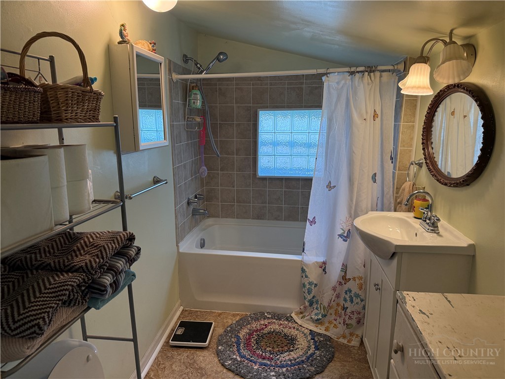 511 Bare Street Property Photo 20