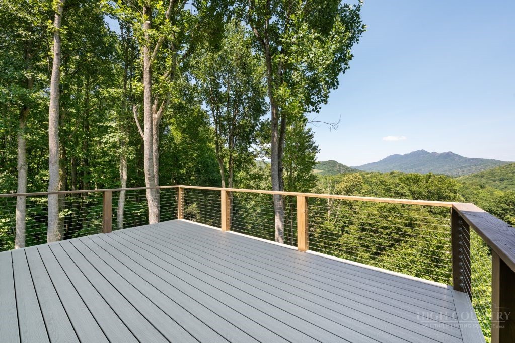 63 Two Hawks Lane Property Photo 29