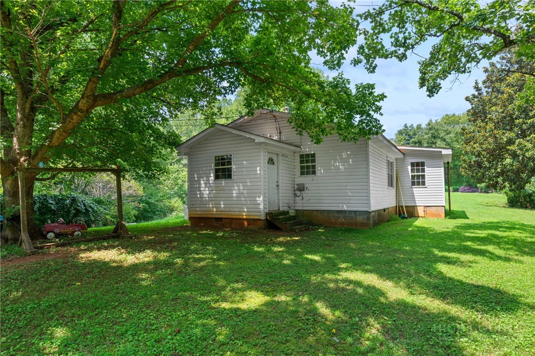 625 New Brickyard Road Property Photo 1